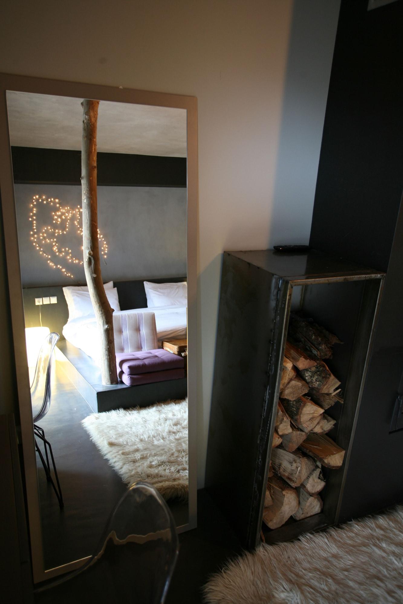 Oniropetra Boutique Hotel Karpenisi Ngoại thất bức ảnh